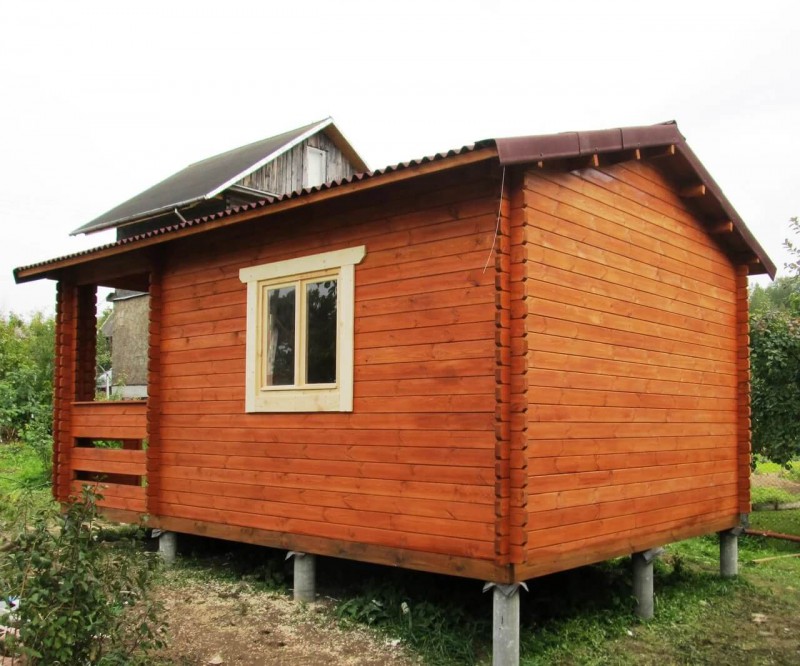 Дачный дом из бруса с террасой СД-04 (4×6)